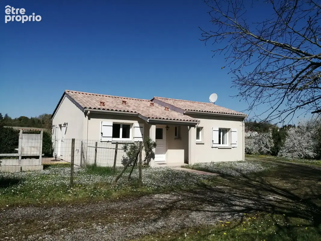 Maison de plain pied, trois chambres, piscine, terrain, vue - photo 11
