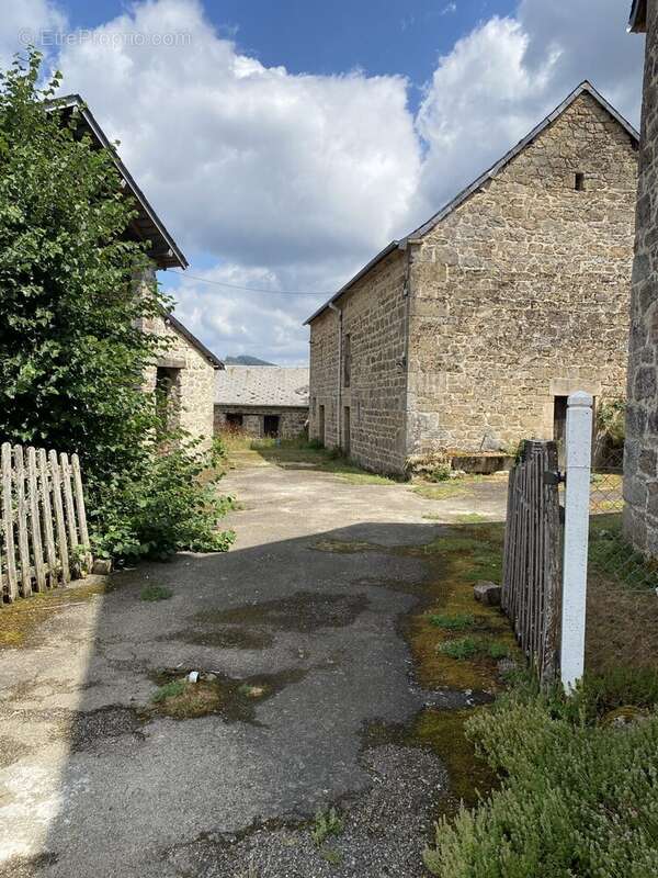 Maison 180 m² à Rempnat  - photo 6