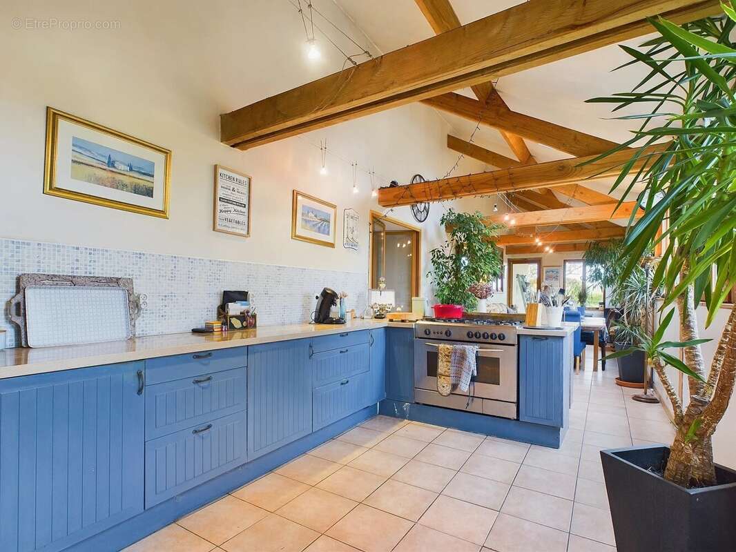 Maison à NADAILLAC-DE-ROUGE