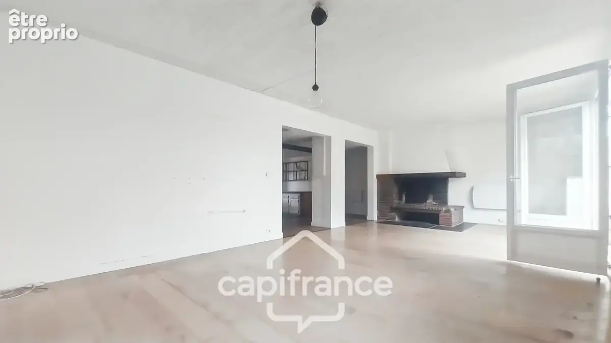 Champigny-sur-Marne-A vendre maison individuelle 4p -3 chambres-Jardin-Garage-Parcelle 328m2-Calme-Luminosité - photo 3