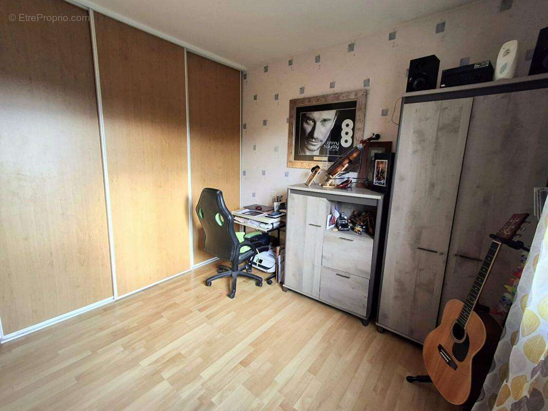 Maison à SAINT-CHRISTOLY-DE-BLAYE