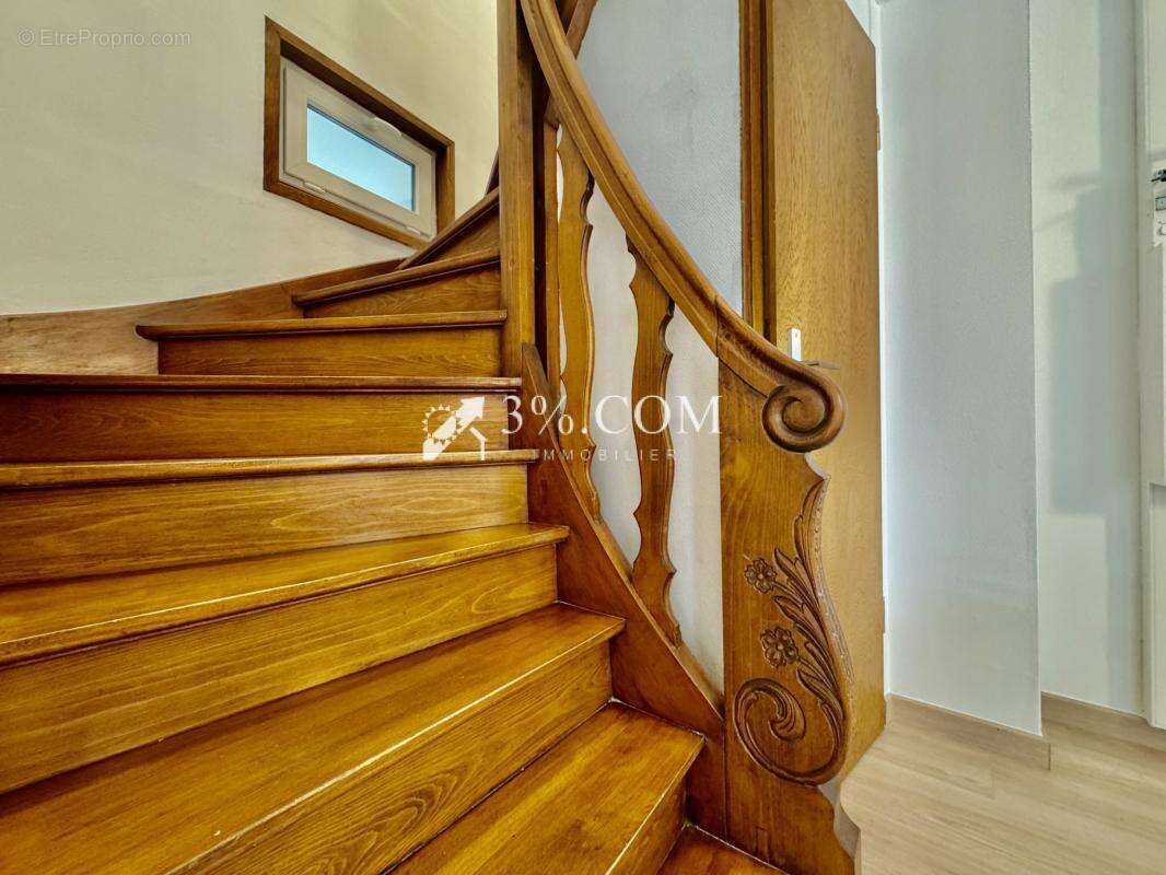 3%COM Très beau duplex F5 rénové à neuf - photo 12