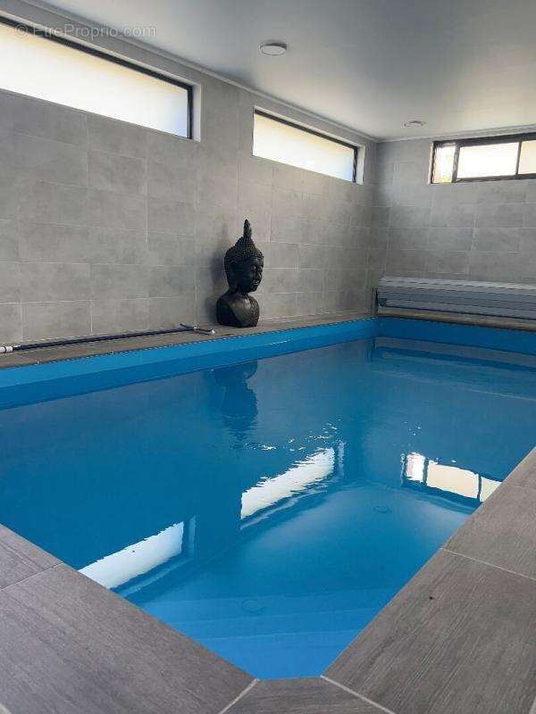 Maison Tours 10 pièce(s) 370 m2 - photo 7