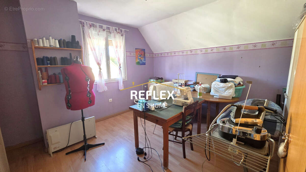 Maison à MONTENESCOURT