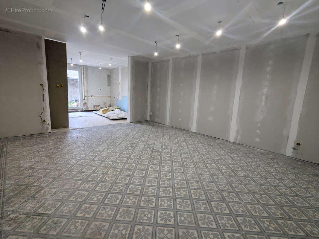 Maison à METZ-EN-COUTURE