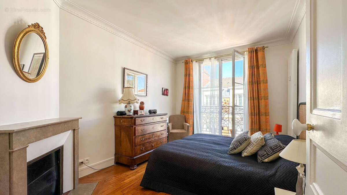 Appartement à ASNIERES-SUR-SEINE