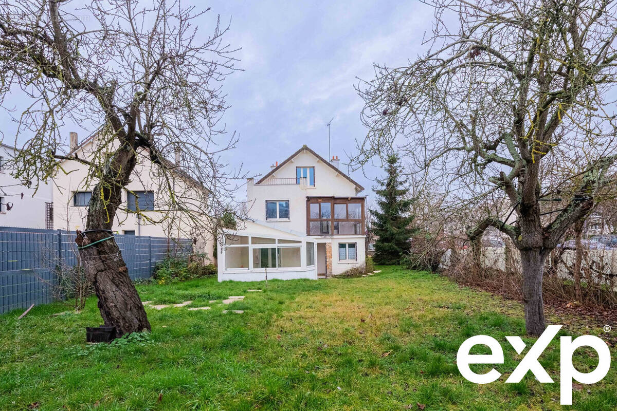 Maison vue du jardin - Maison à CHATOU