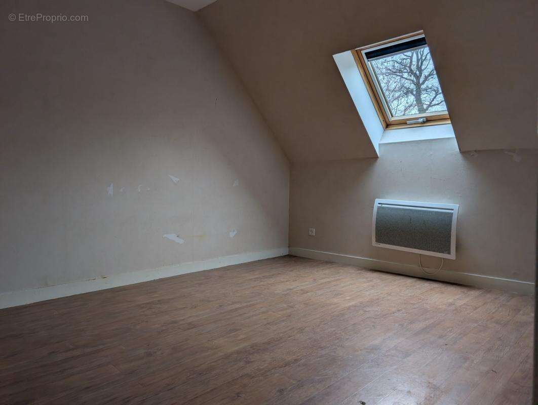 Maison à COSNE-D'ALLIER