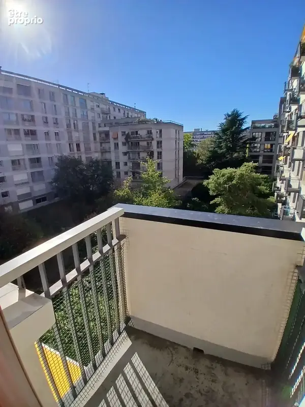Appartement à PARIS-12E