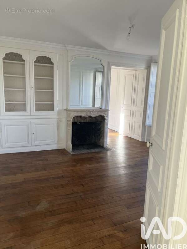 Photo 2 - Appartement à FONTAINEBLEAU