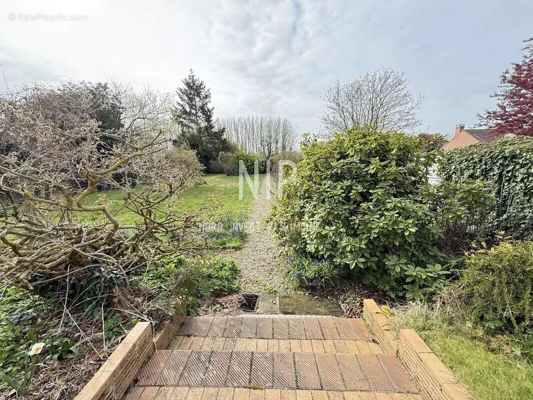 Maison à SAINT-AMAND-LES-EAUX