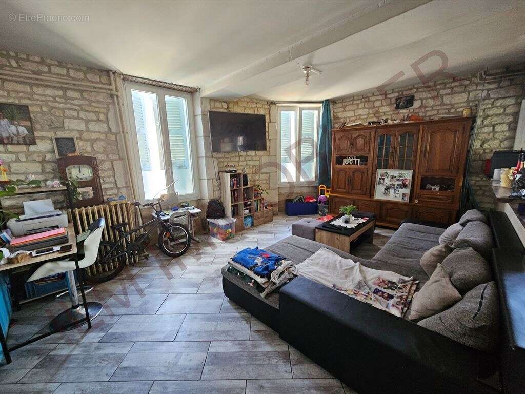 Maison à VINCELLES