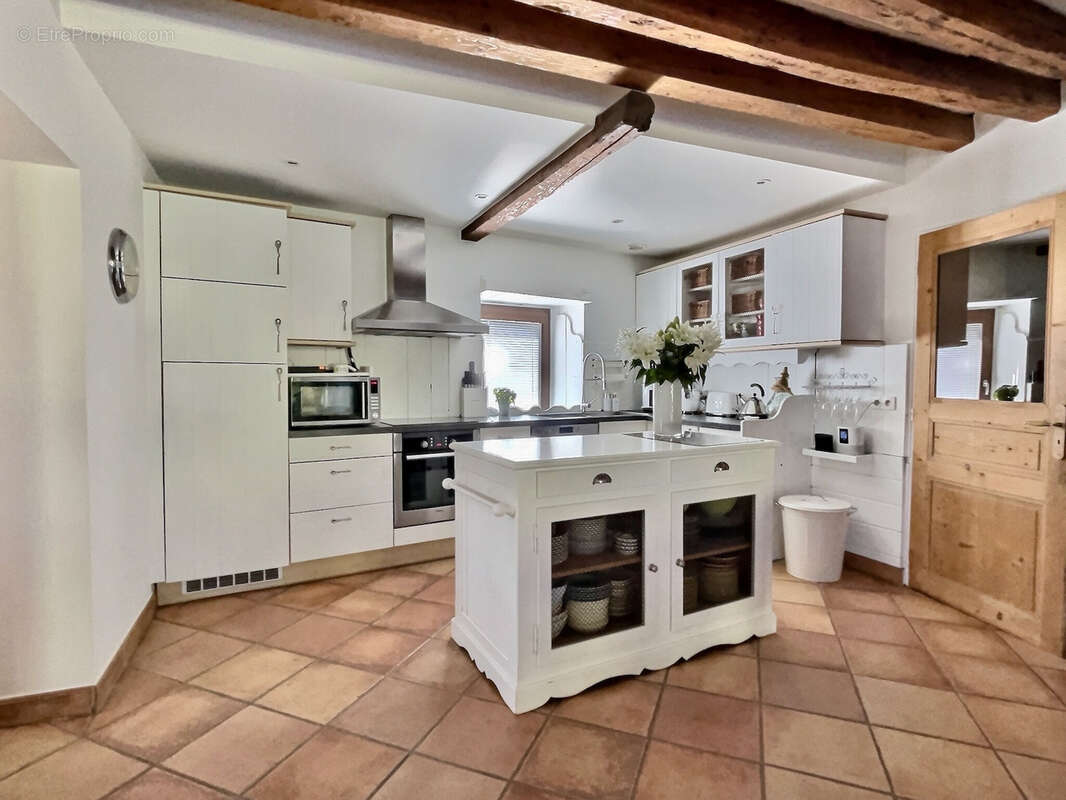 Maison à DIVONNE-LES-BAINS