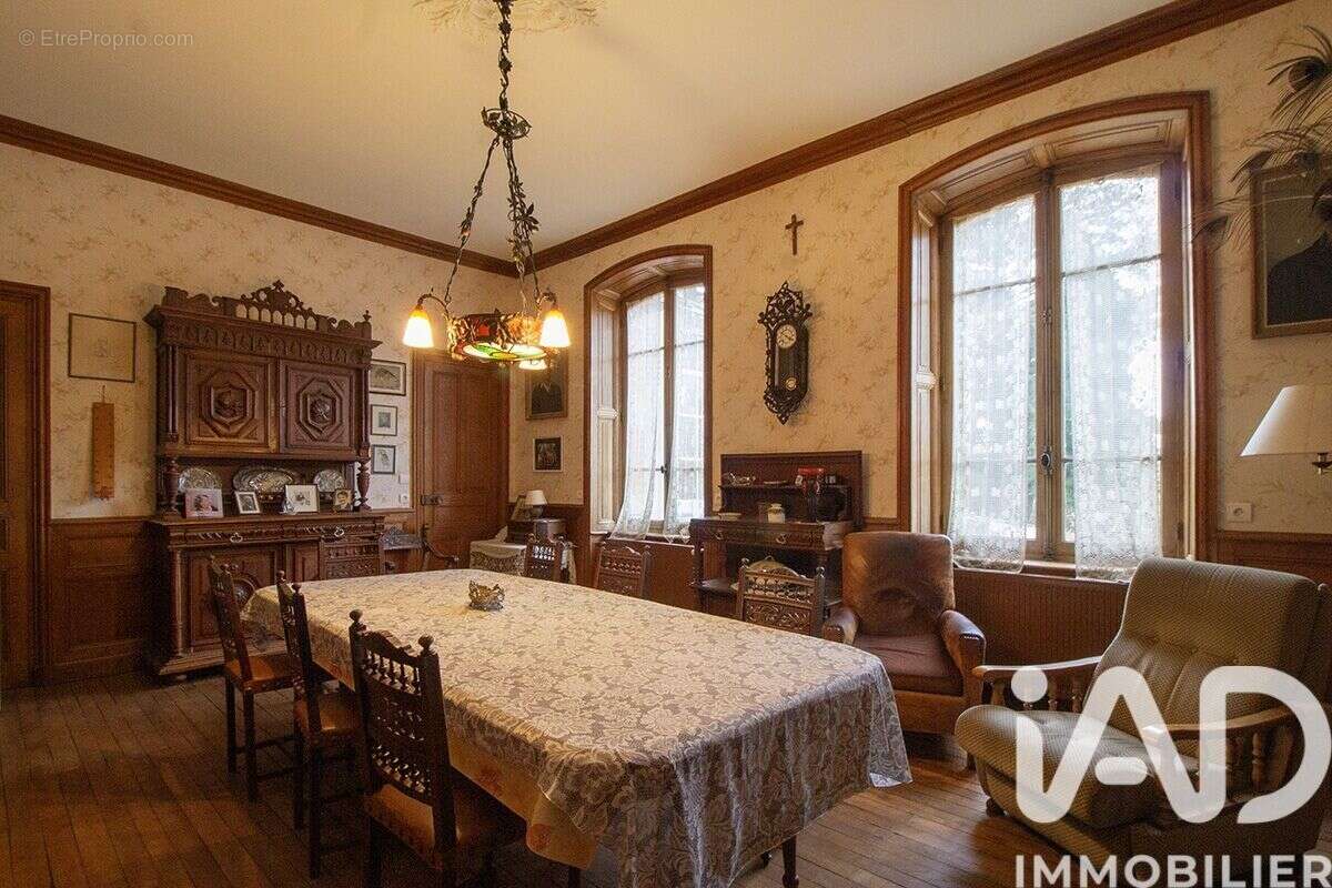 Maison 345 m² à Ambert  - photo 5