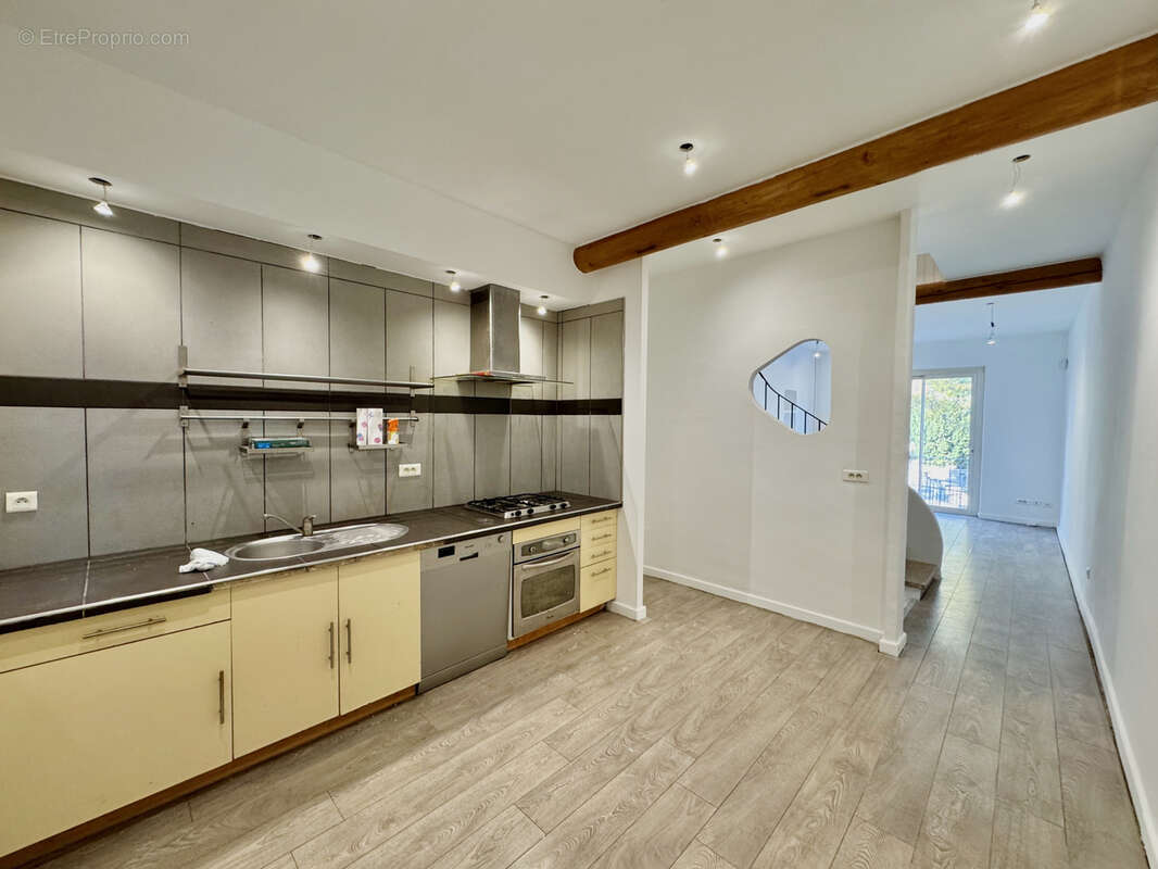 Appartement à VAISON-LA-ROMAINE