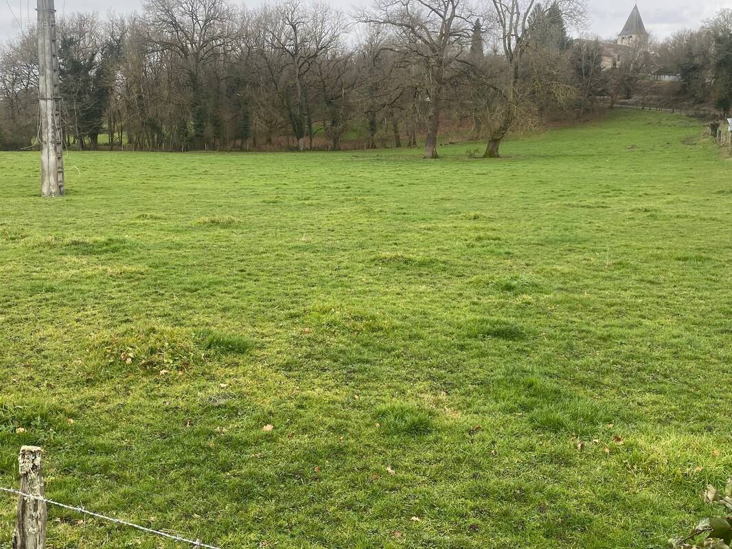Terrain à CLERMONT-FERRAND