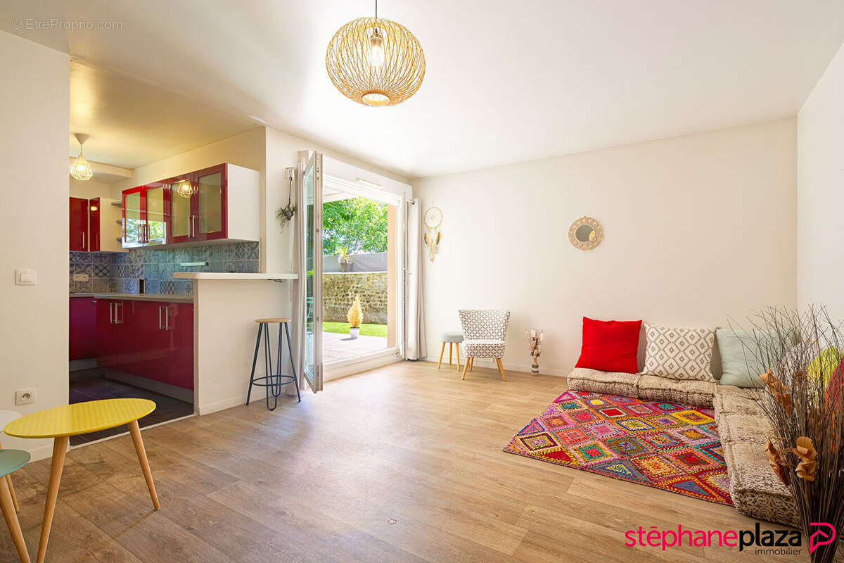 Appartement à COLOMBES