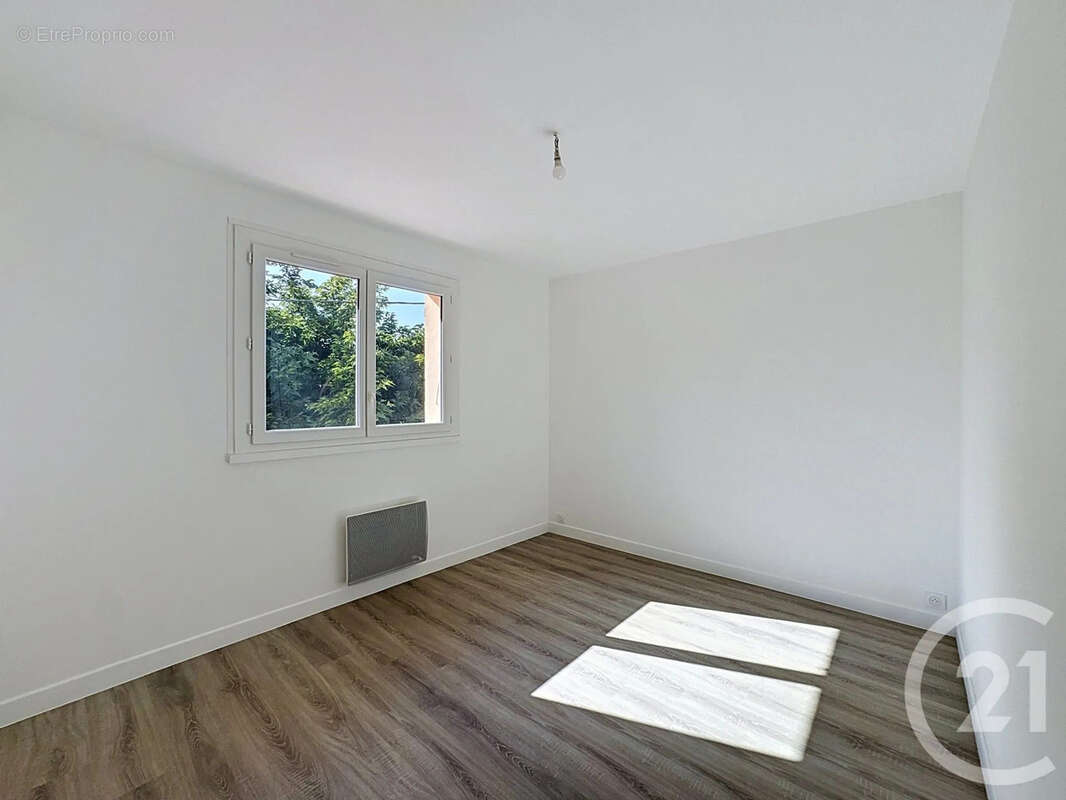 Maison 120 m² à Pavie  - photo 13