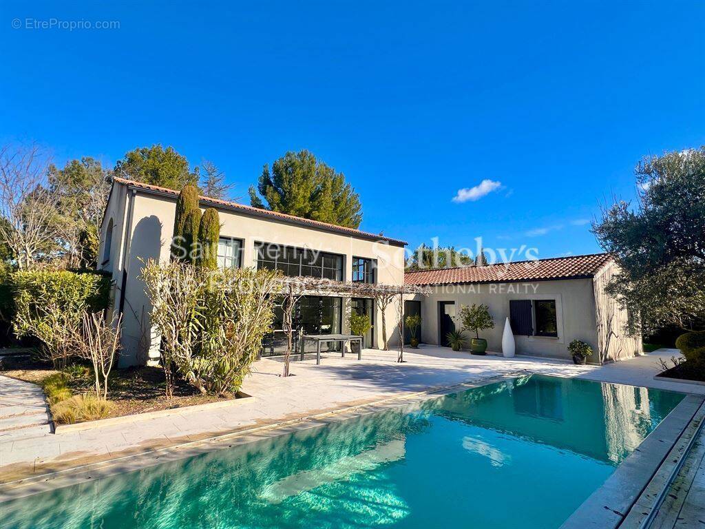 Maison à SAINT-REMY-DE-PROVENCE