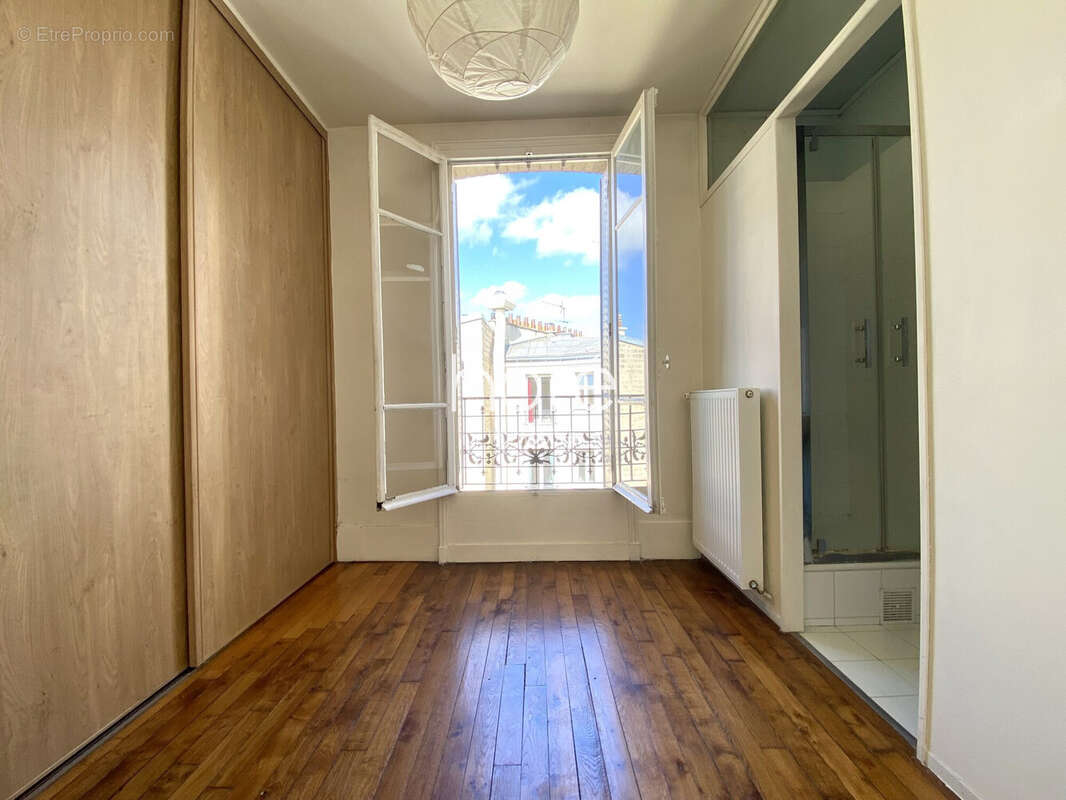 Appartement à CLICHY