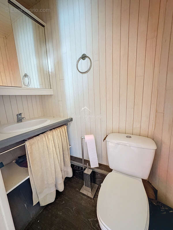 Maison à SAINT-SERNIN-SUR-RANCE