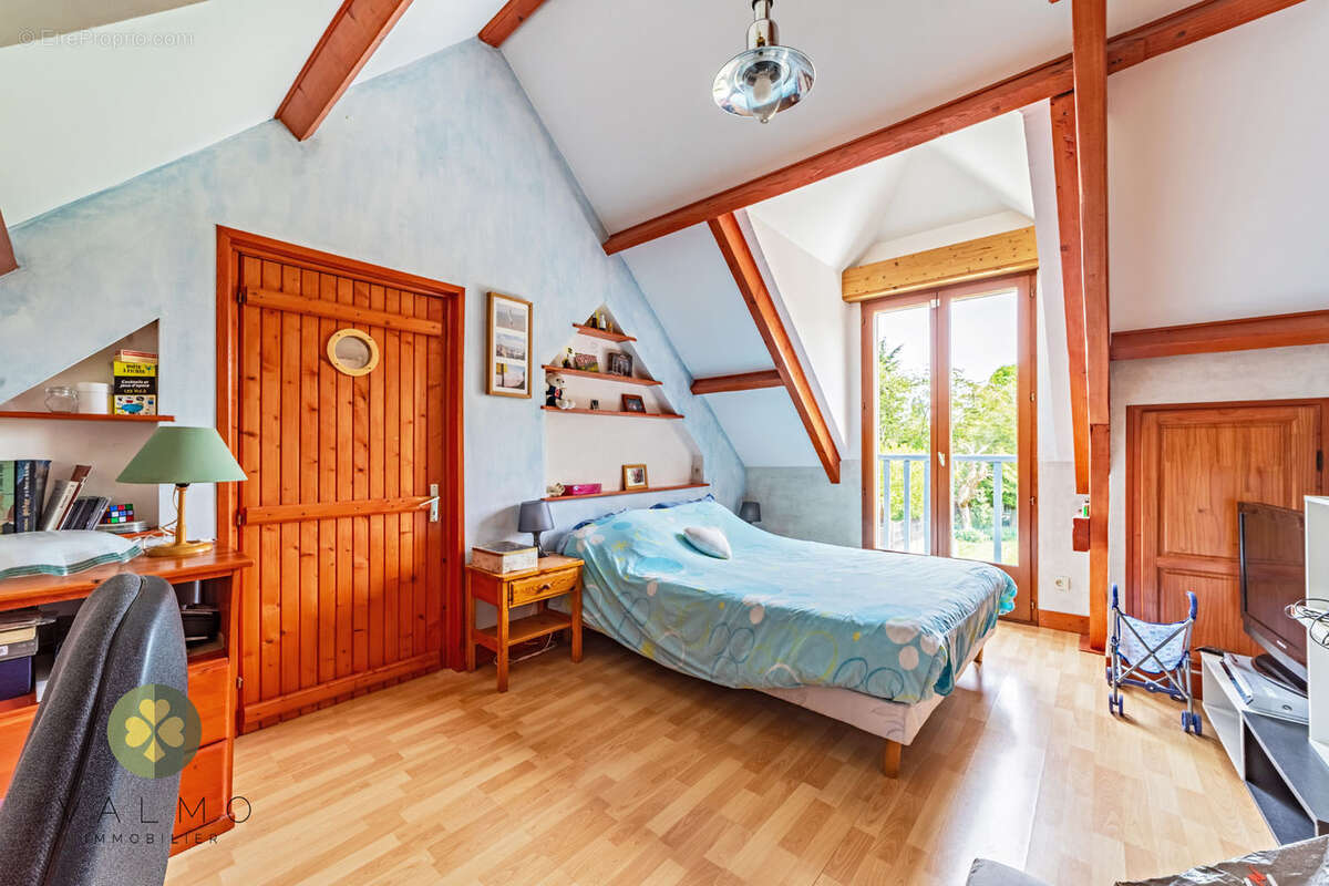 Maison à THOIRY