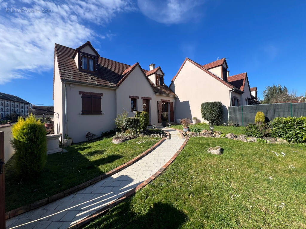 Maison à SENS