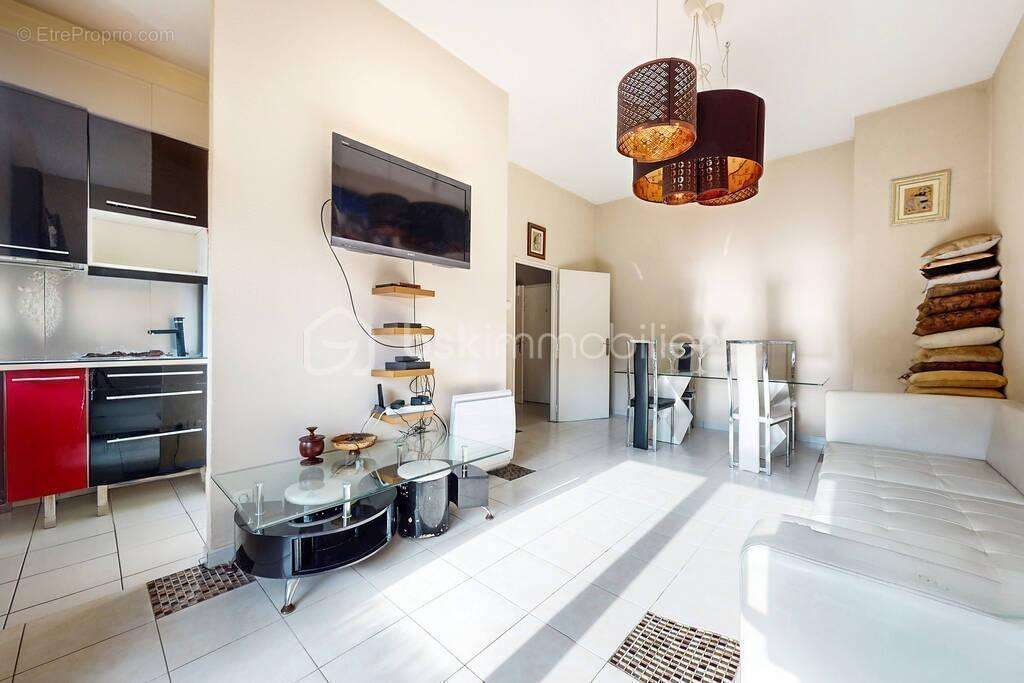 Appartement à DUGNY