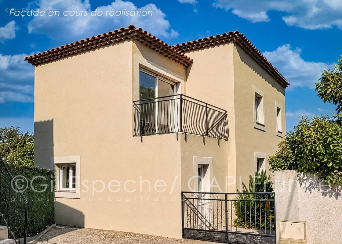 Appartement à SAINT-LAURENT-DU-VAR