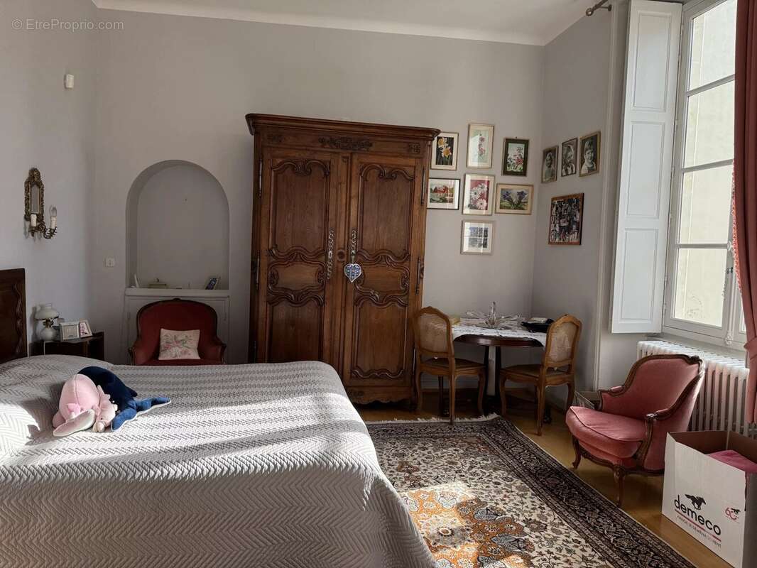 NANTES Boulevard Guist'hau Grand appartement familial. Volumes rares - photo 14