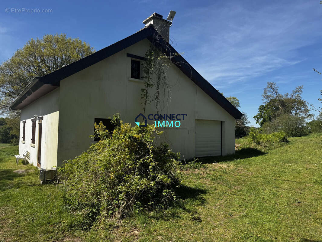 Maison 137 m² à Rostrenen  - photo 3