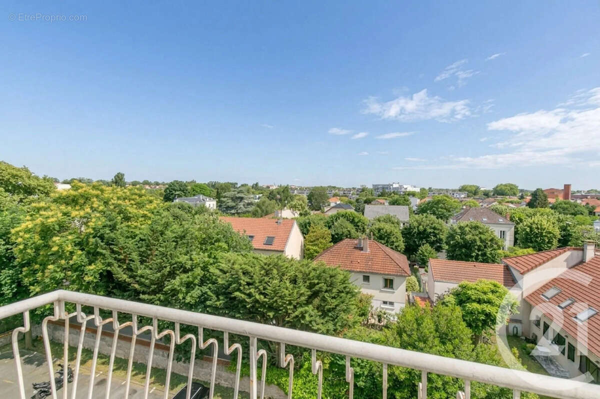 Appartement à SAINT-MAUR-DES-FOSSES