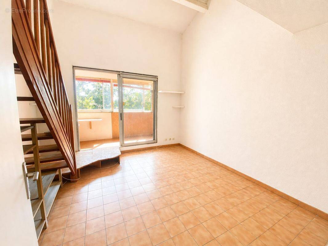 Appartement à SIX-FOURS-LES-PLAGES