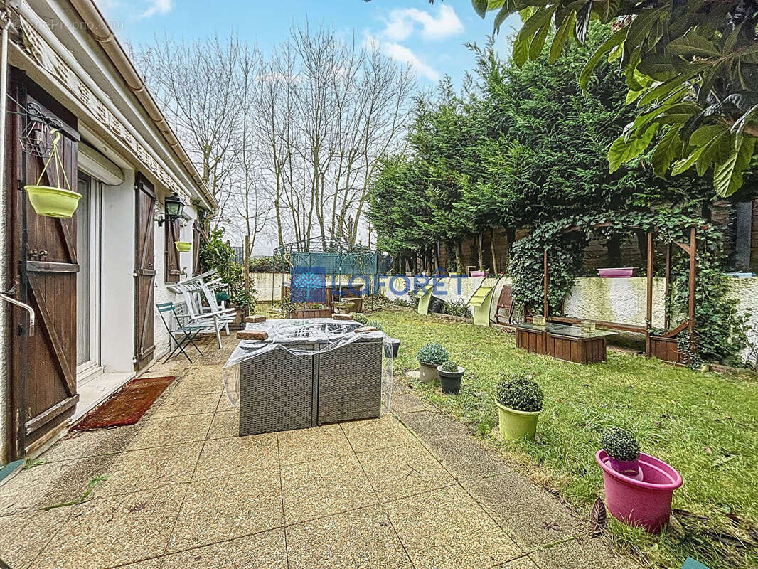 Maison à SAINT-GERMAIN-LES-CORBEIL