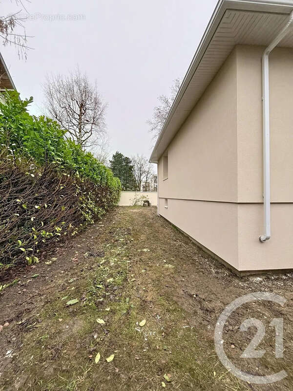 Maison à CHEVIGNY-SAINT-SAUVEUR