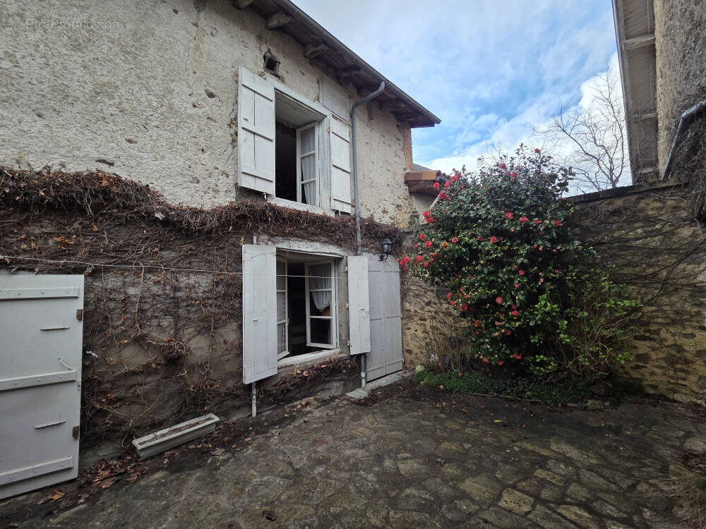 Maison à ROCHECHOUART