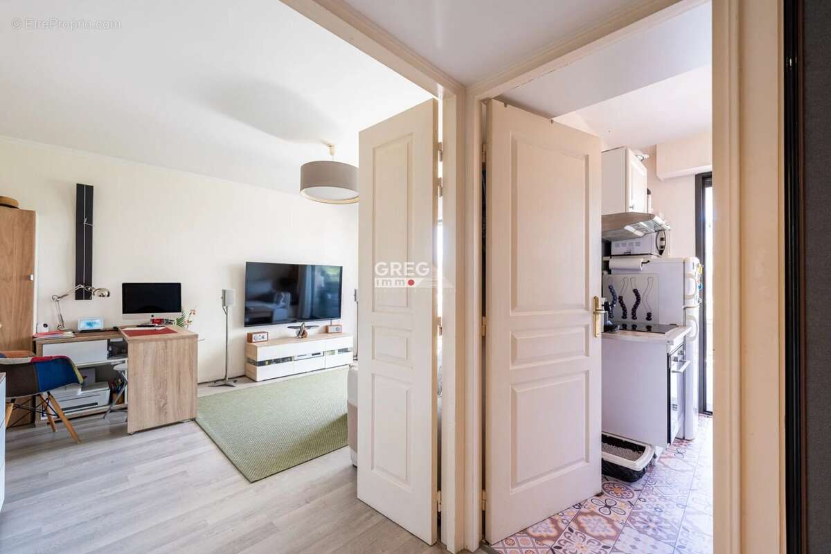 Appartement à VILLENEUVE-LOUBET