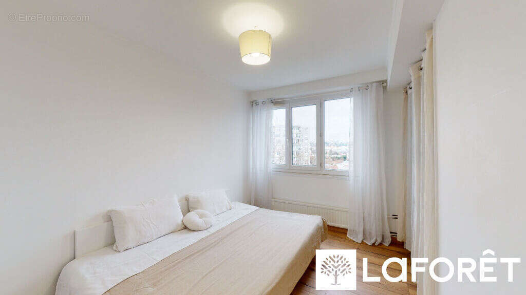 Appartement à NANTERRE