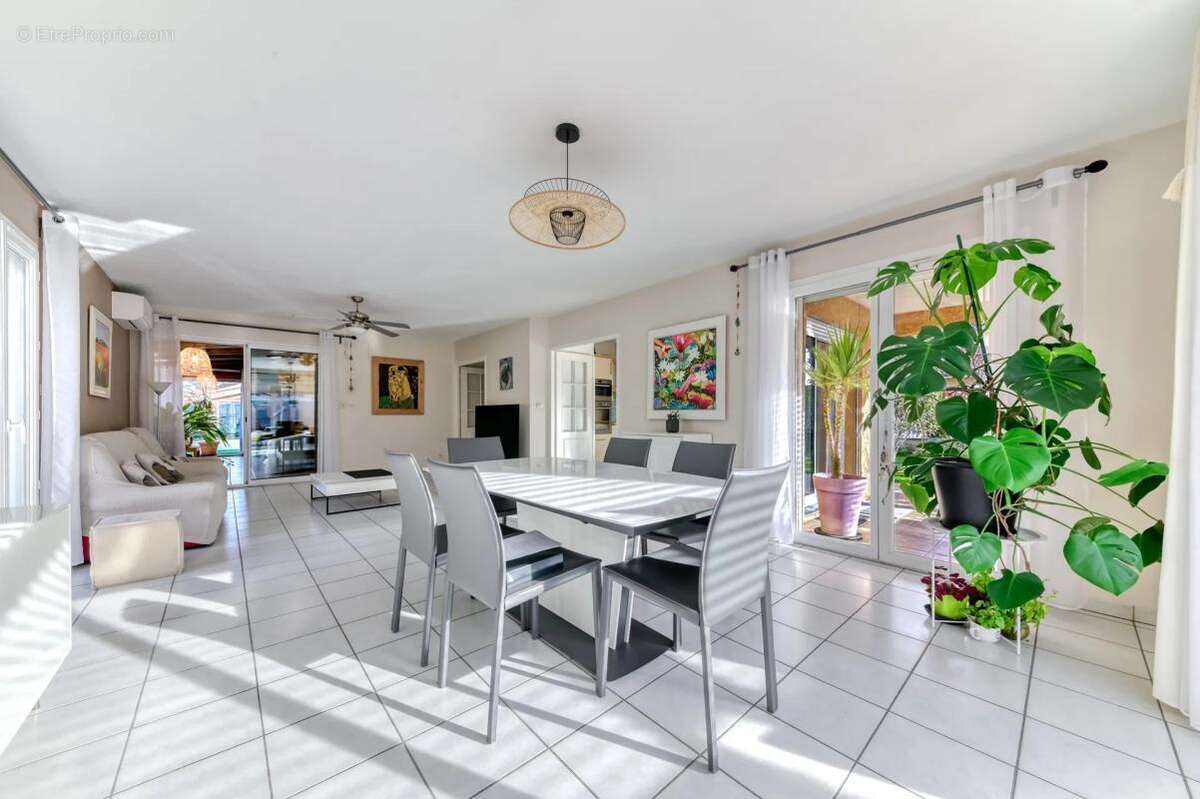 Maison à SAINT-PRIEST