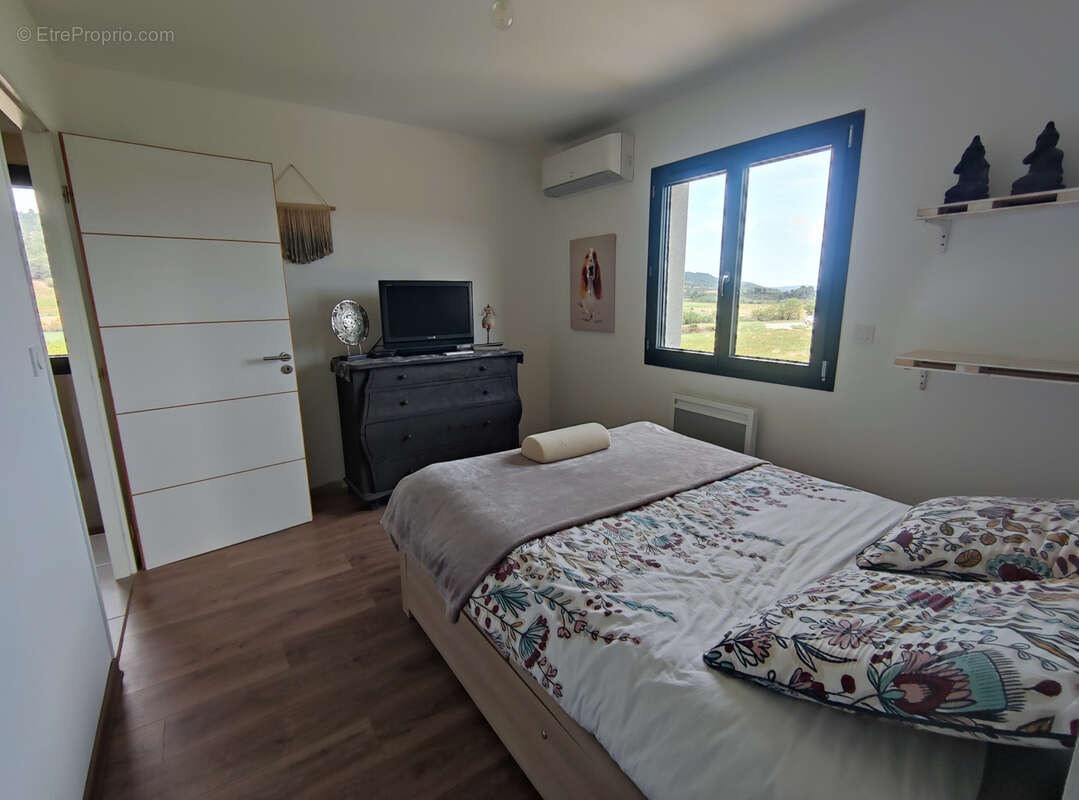 Villa independante 126m2 sur 921 m2 de terrain vue degagee - photo 10