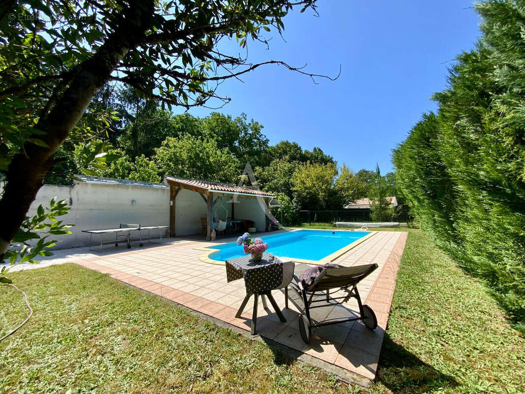 Maison centre Jonzac avec piscine ! - photo 4