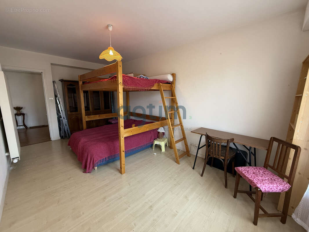 À vendre   Appartement T3 avec balcon, cave et parking   Centre-ville de La Roche-sur-Yon - photo 5