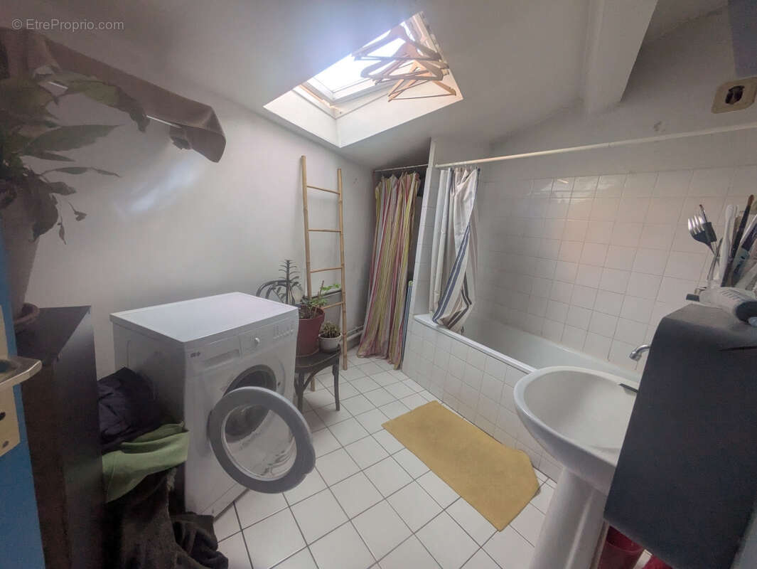 Appartement à LYON-1E