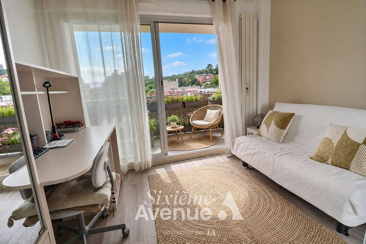 Appartement à CHAVILLE