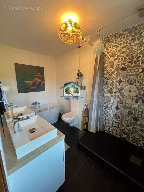 Maison à MONTALIEU-VERCIEU