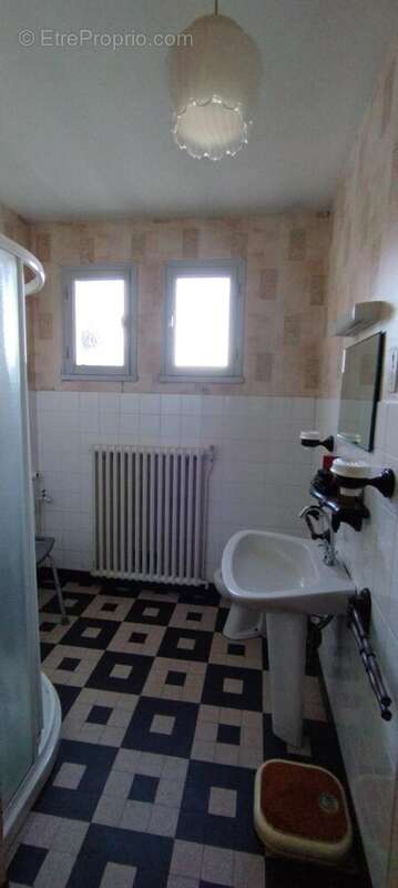 Photo 9 - Maison à SAINT-MEDARD-LA-ROCHETTE