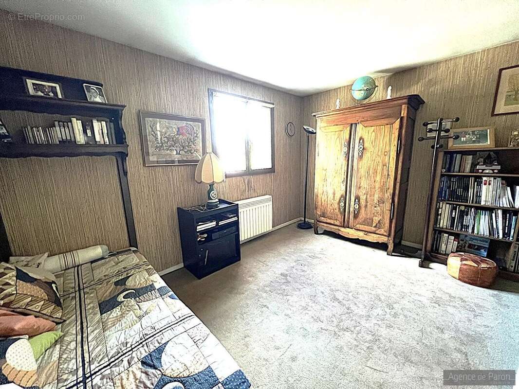 Maison à VERRIERES-LE-BUISSON