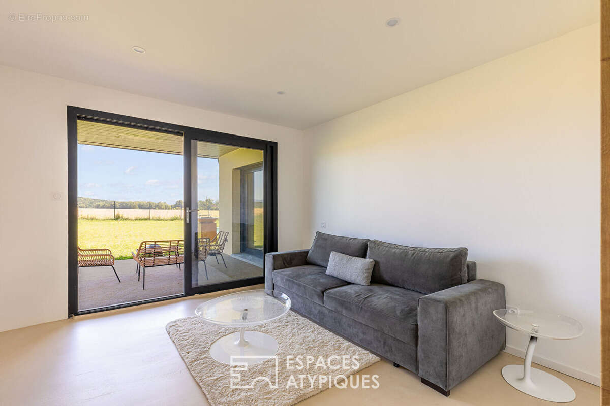 Maison à WOLFERSDORF