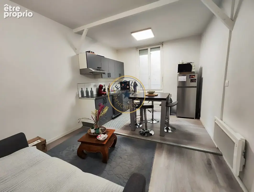 Investissement locatif - Appartement 2 chambres T3, 55m2, locataires en place - Angers Centre-Ville - photo 3
