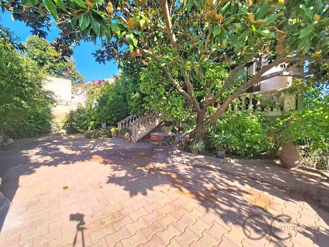 Maison à PUISSALICON